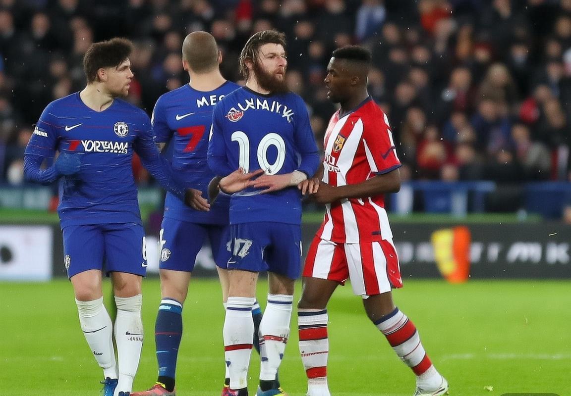 皇马、切尔西领衔欧洲足坛豪门冬季转会窗口：焦点转会引发连锁反应